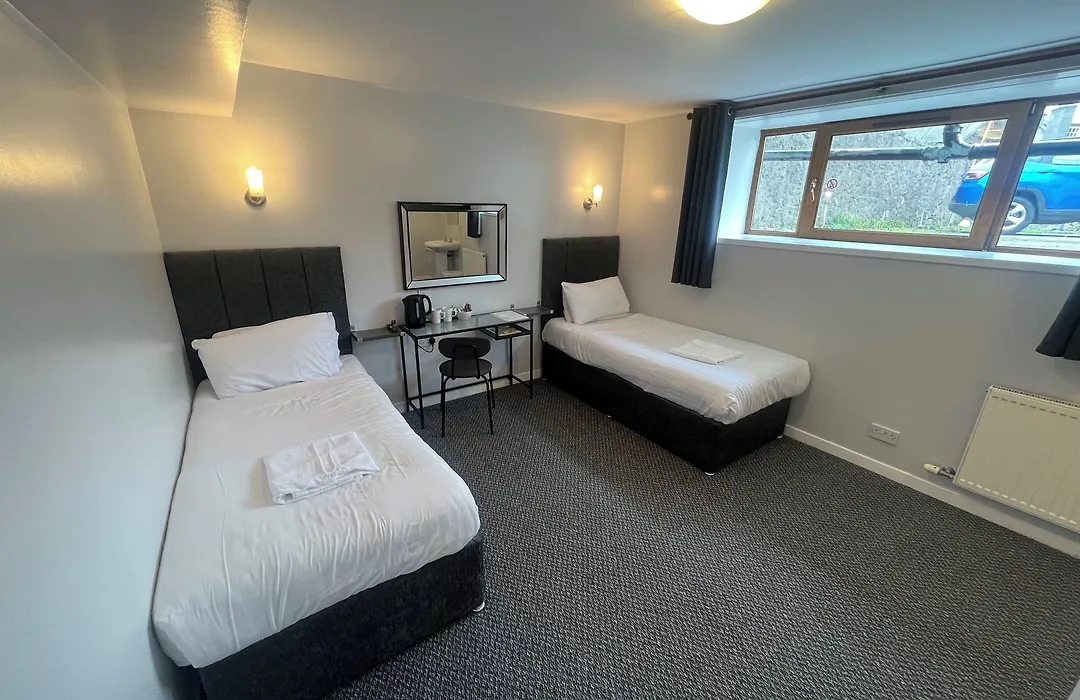 Lost Guest House Aberdeen-1